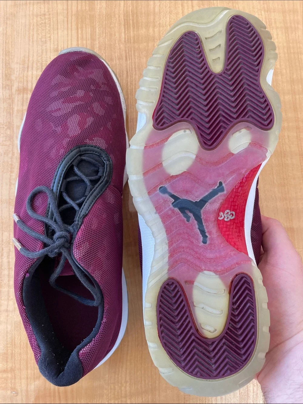 Air Jordan Men’s Future Low Bordeaux Camo Sneakers Size 10.5 Basketball NBA
